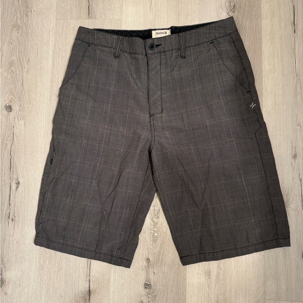 Volcom shorts